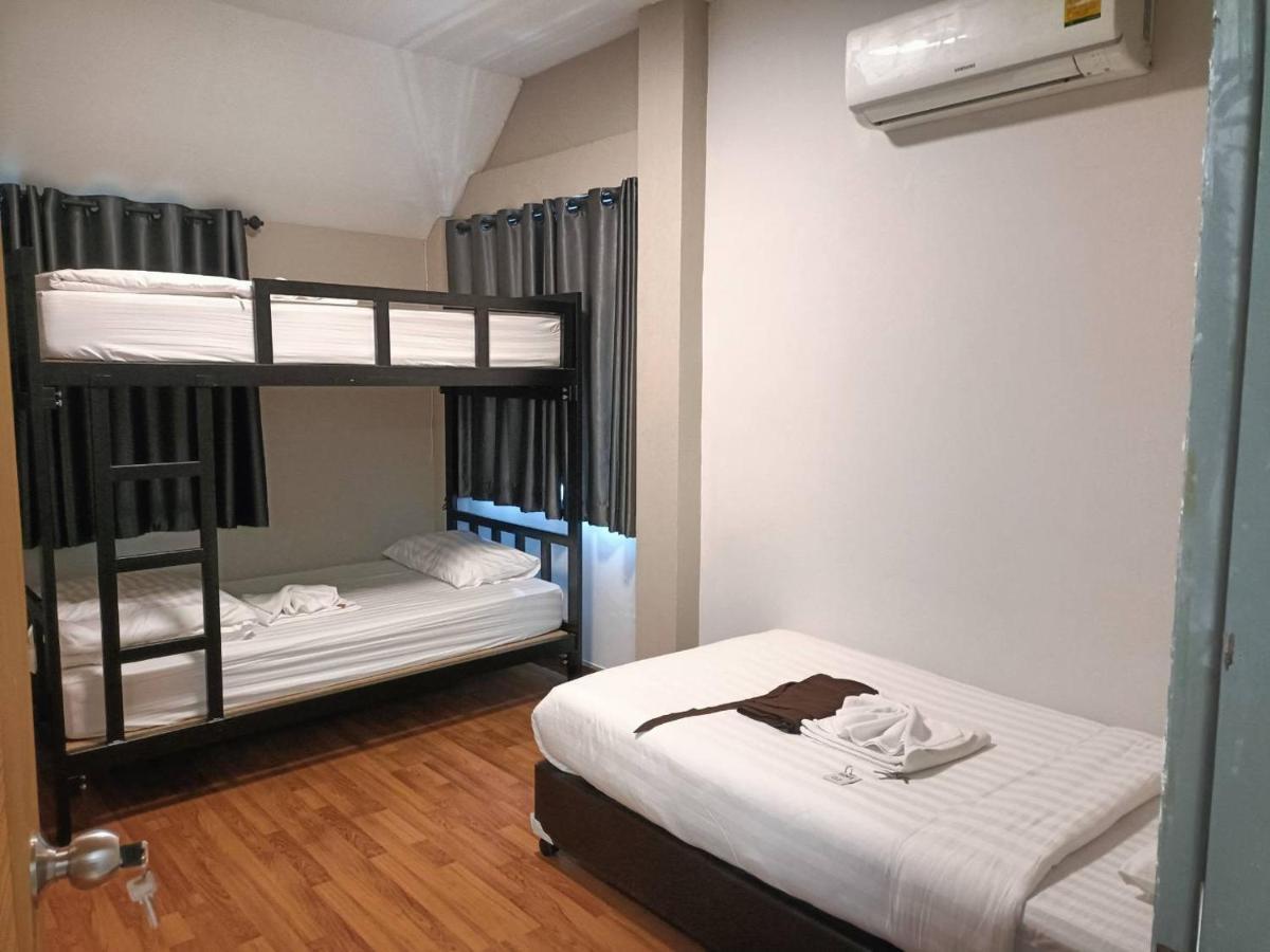 Soft Dormtel Jedyod ซอฟ ดอรมเทล 7 ยอด Pansiyon Chiang Mai Dış mekan fotoğraf