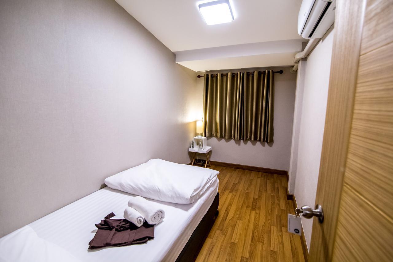 Soft Dormtel Jedyod ซอฟ ดอรมเทล 7 ยอด Pansiyon Chiang Mai Dış mekan fotoğraf